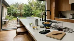 9 conversation topics that can make people pull away (and what to say instead)